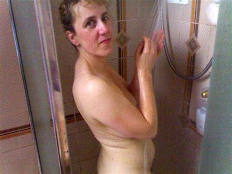 KinkyMatures : #NUDE #NAKED #MILF #GRANNY #GILF #HOUSEWIFE ...