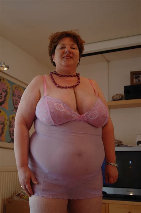 Milf Nylons Chris 44 G From United Kingdom - YOUX.XXX