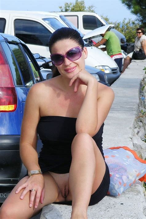 Amateur russian milf with beautiful face loves to flash ... Amateur russian milf with beautiful face loves to flash