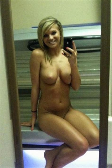 Before the tanning bed Porn Photo - EPORNER