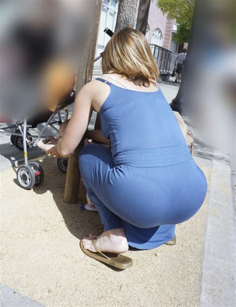 Awsome Ass MILF Candid Pics - Sexy candid girls with juicy ... Awsome Ass MILF Candid Pics Sexy candid girls with juicy