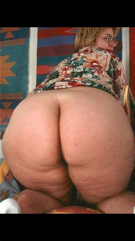 Chubby milf phat ass-frendliy hot porn Chubby milf phat assfrendliy hot porn